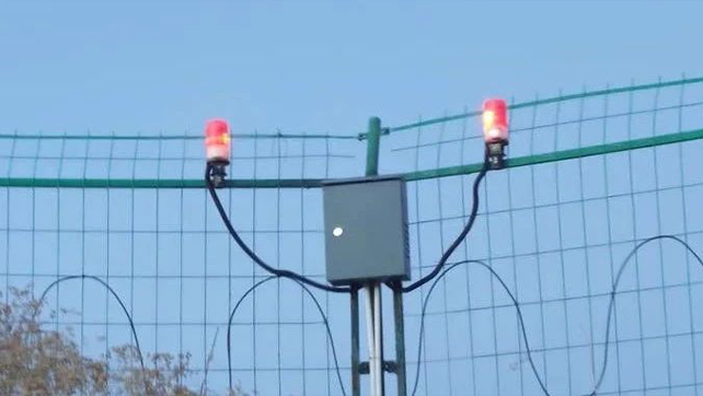  振動(dòng)光纖如何解鎖聯(lián)動(dòng)警燈？商周遺址周界安防項(xiàng)目來(lái)指路