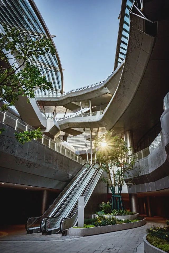 上海徐匯濱江7.5萬(wàn)方藝術(shù)商場(chǎng)開(kāi)業(yè)！廣拓提供智能安防整體解決方案(圖6)