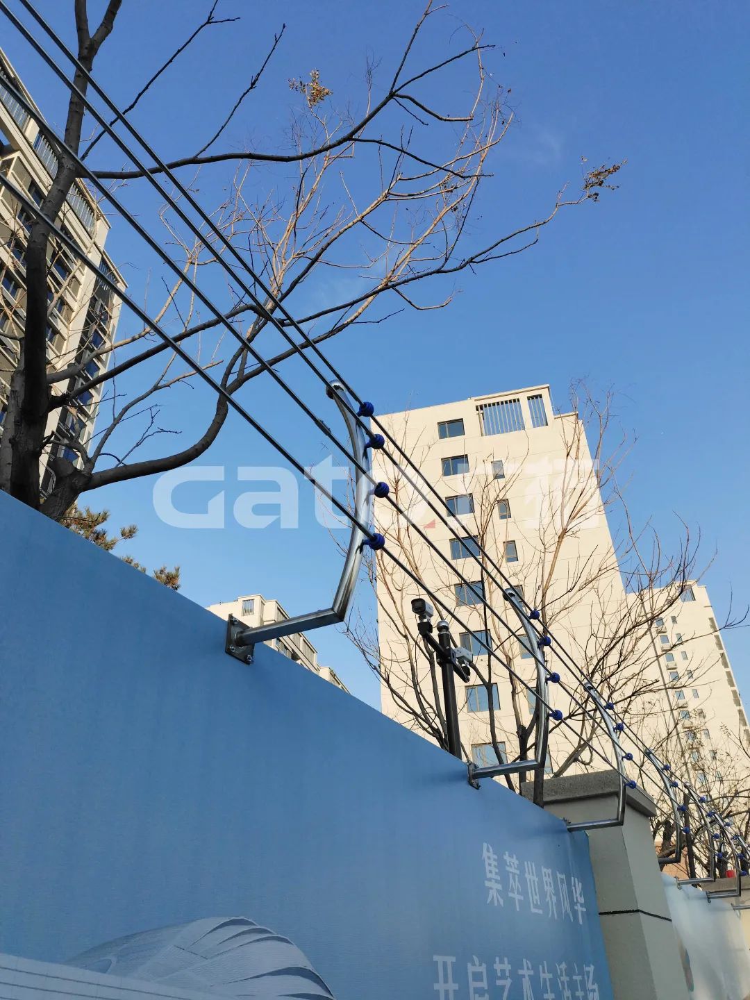 你見(jiàn)過(guò)弧形的不銹鋼電子圍欄嗎？(圖9)